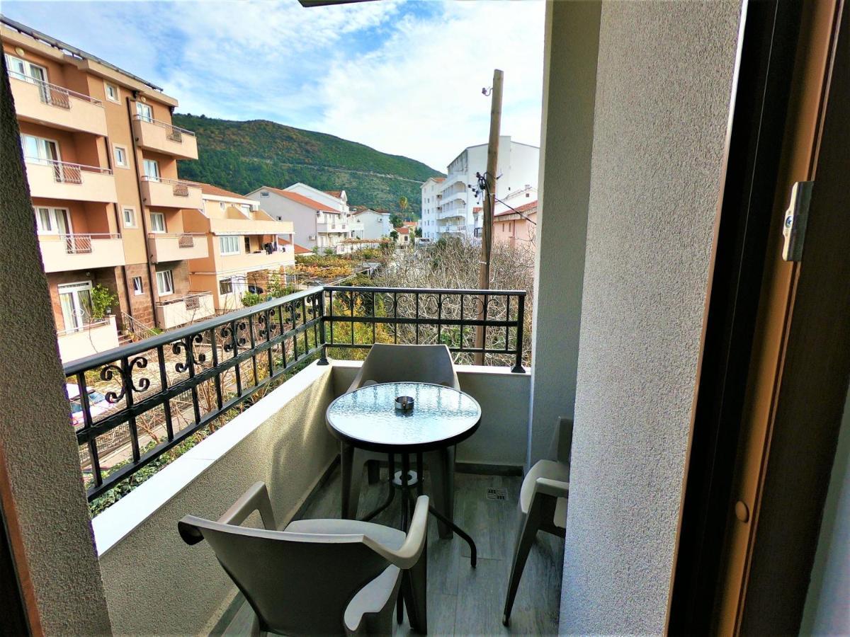 Martinovic Rooms Budva Exterior foto