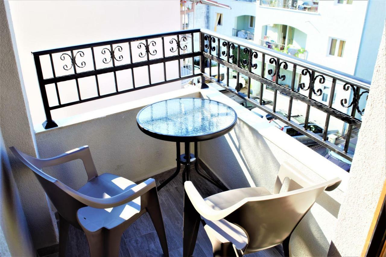 Martinovic Rooms Budva Exterior foto